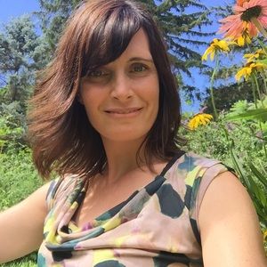 Meet your Posher, Lisa